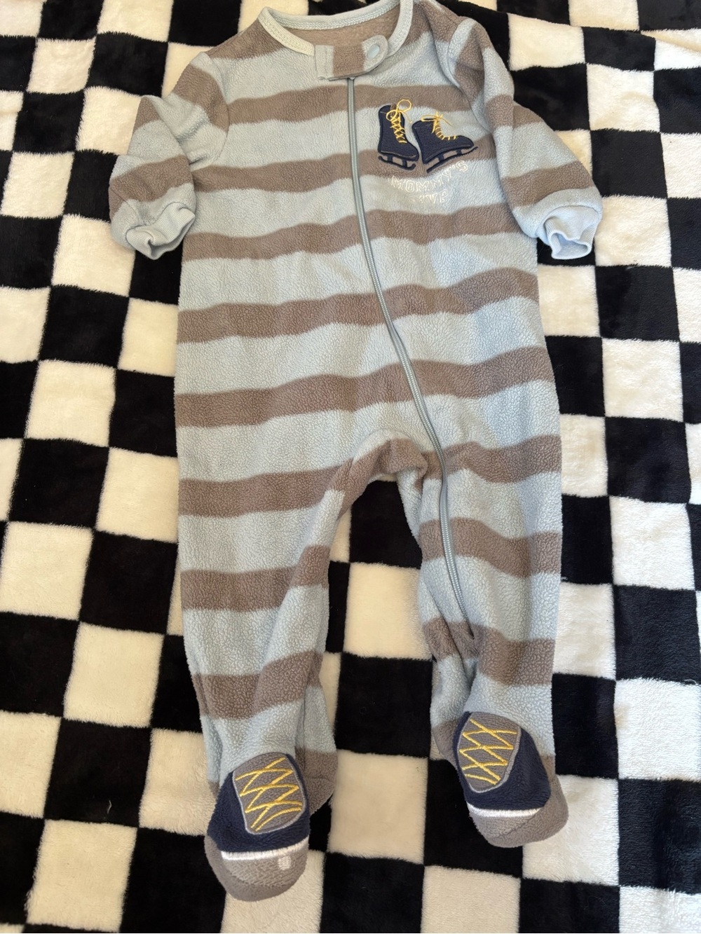 3/6 month Joe fresh skate themed sleeper
